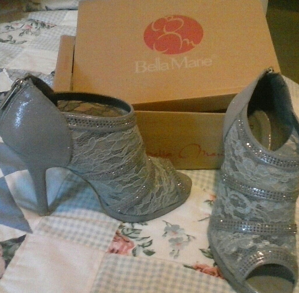 High heels - Picture 2 of 3